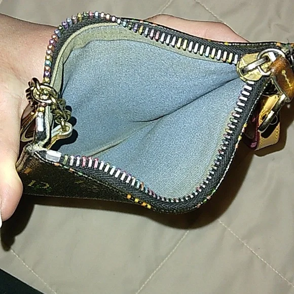 Dooney & Bourke Wristlet with Multicolor Logo & heart zipper pull - Picture 4 of 6